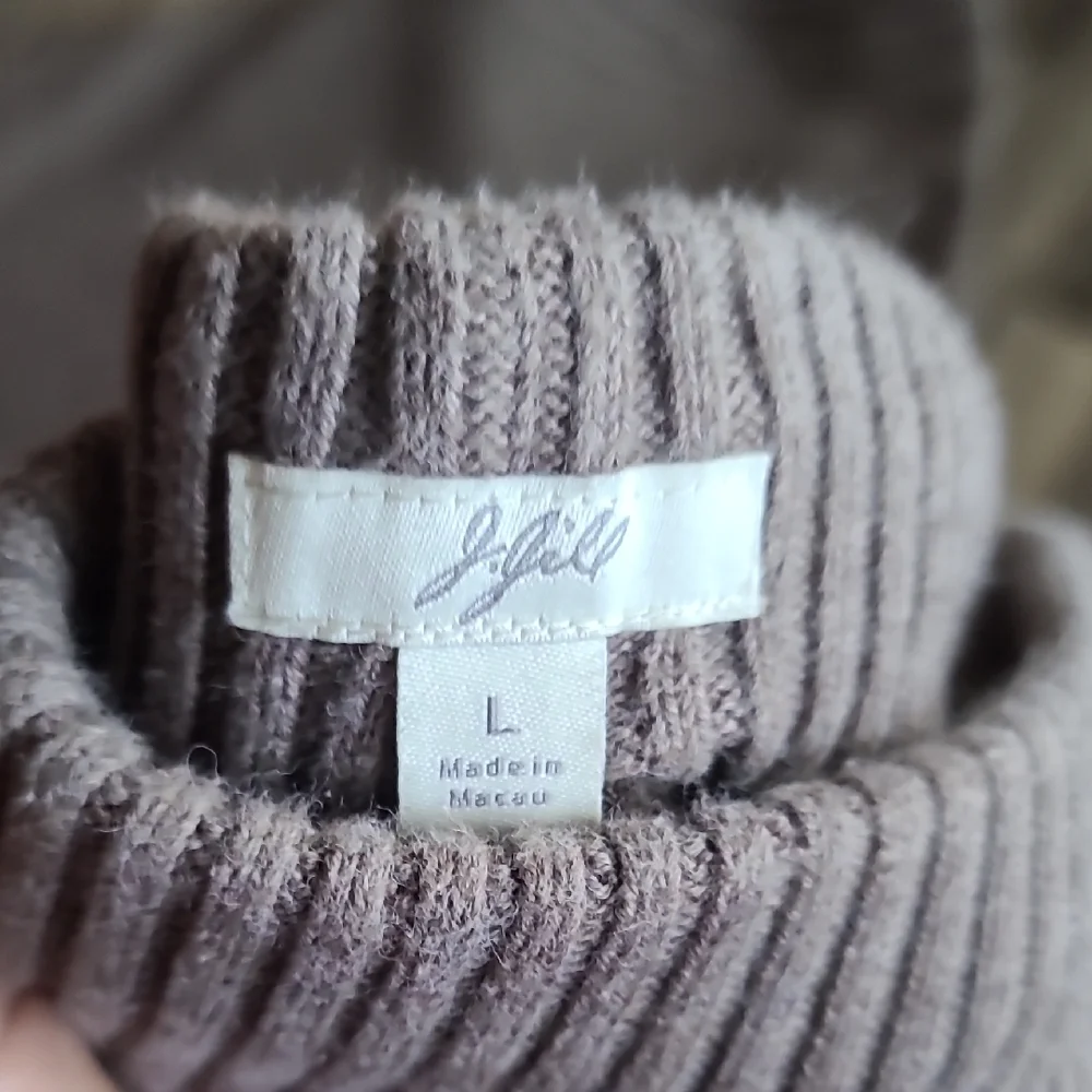 Sold!! - Picture 7 of 9